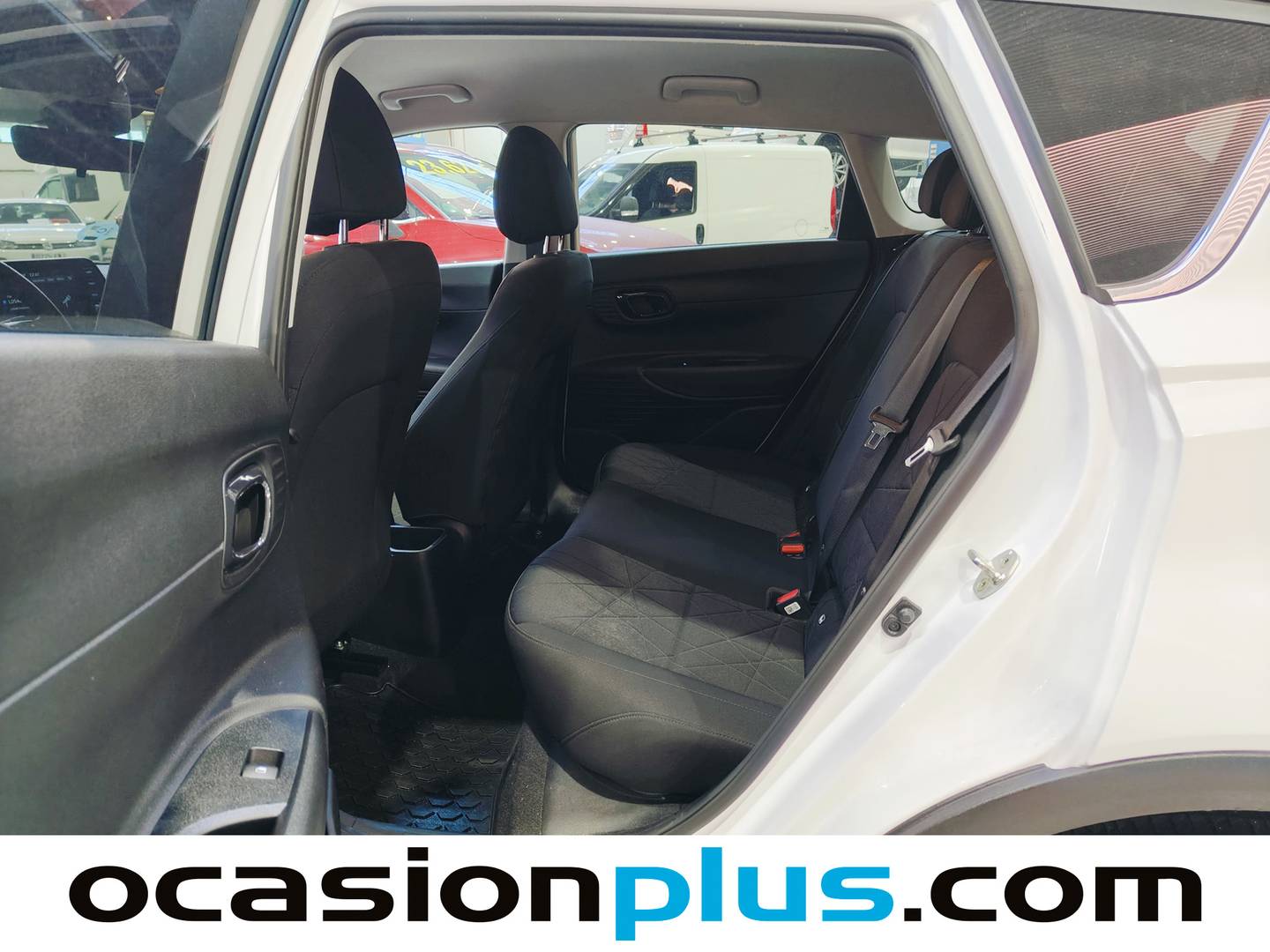 Foto asientos traseros Hyundai Bayon Hyundai Bayon 1.0 TGDI Tecno (100 CV)