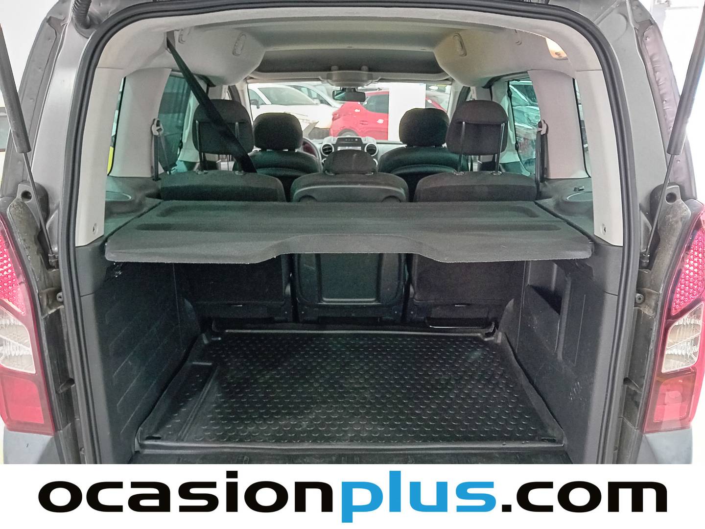 Fotos maletero Peugeot Partner Peugeot Partner Tepee Combi 1.2 PureTech Adventure Edition (110 CV)