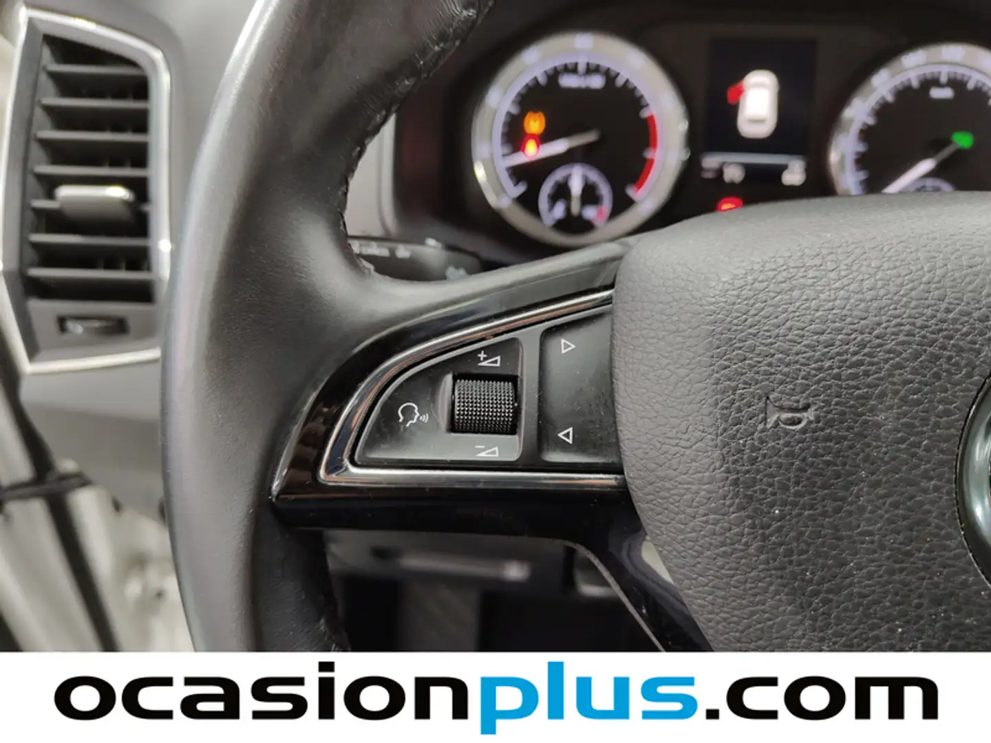 Foto Skoda Karoq Skoda Karoq 1.5 TSI ACT Ambition DSG (150 CV)