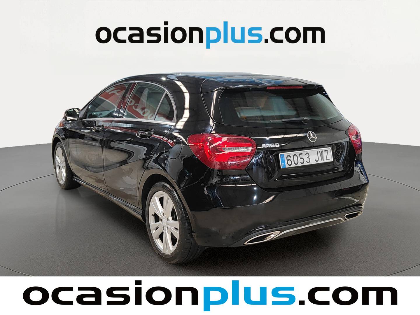 Foto trasera Mercedes Clase A Mercedes-Benz Clase A 180 Style (122 CV) derecha