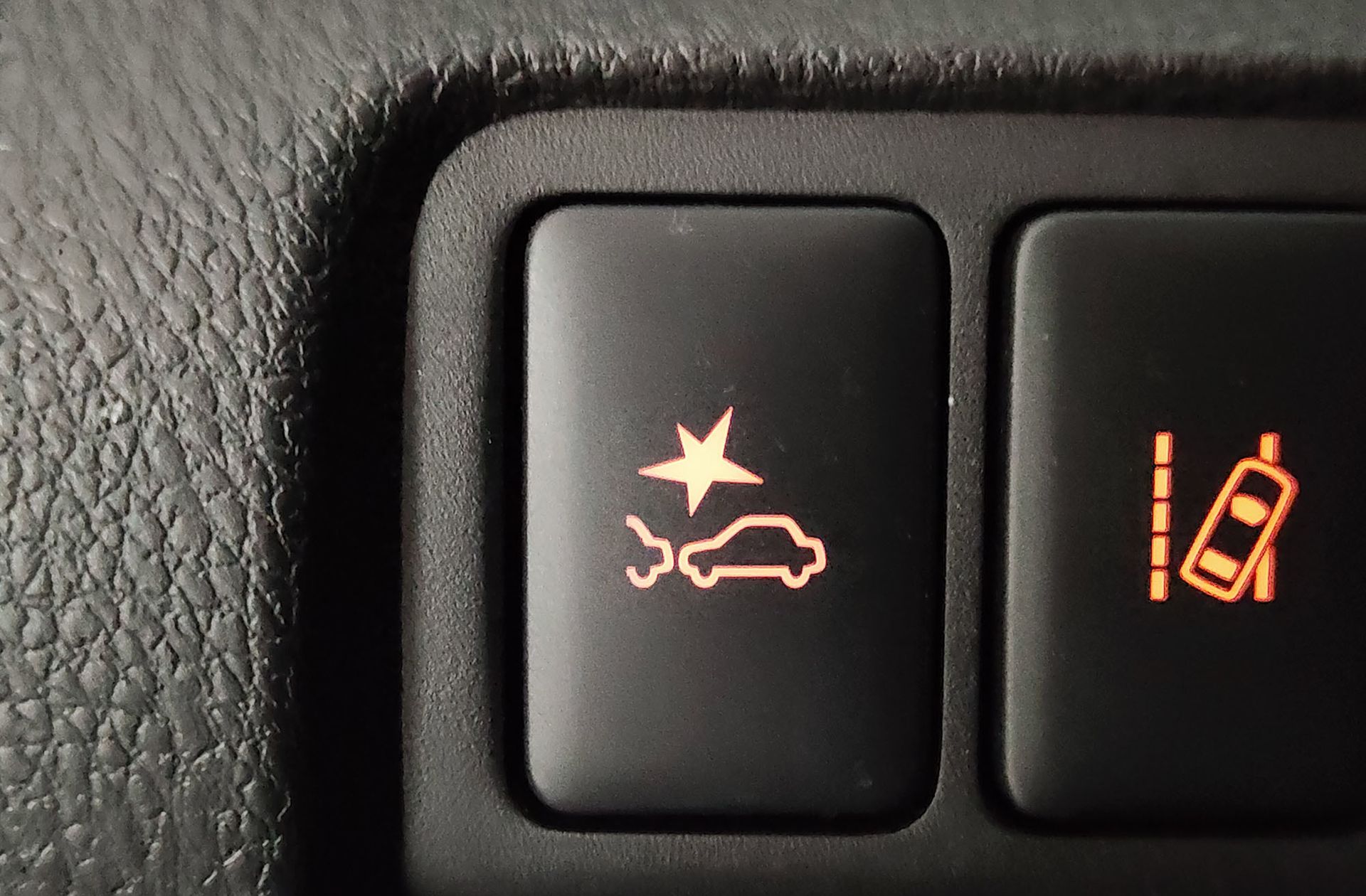 Mitsubishi Eclipse Cross 2.4 PHEV Kaiteki 4WD - foto 16