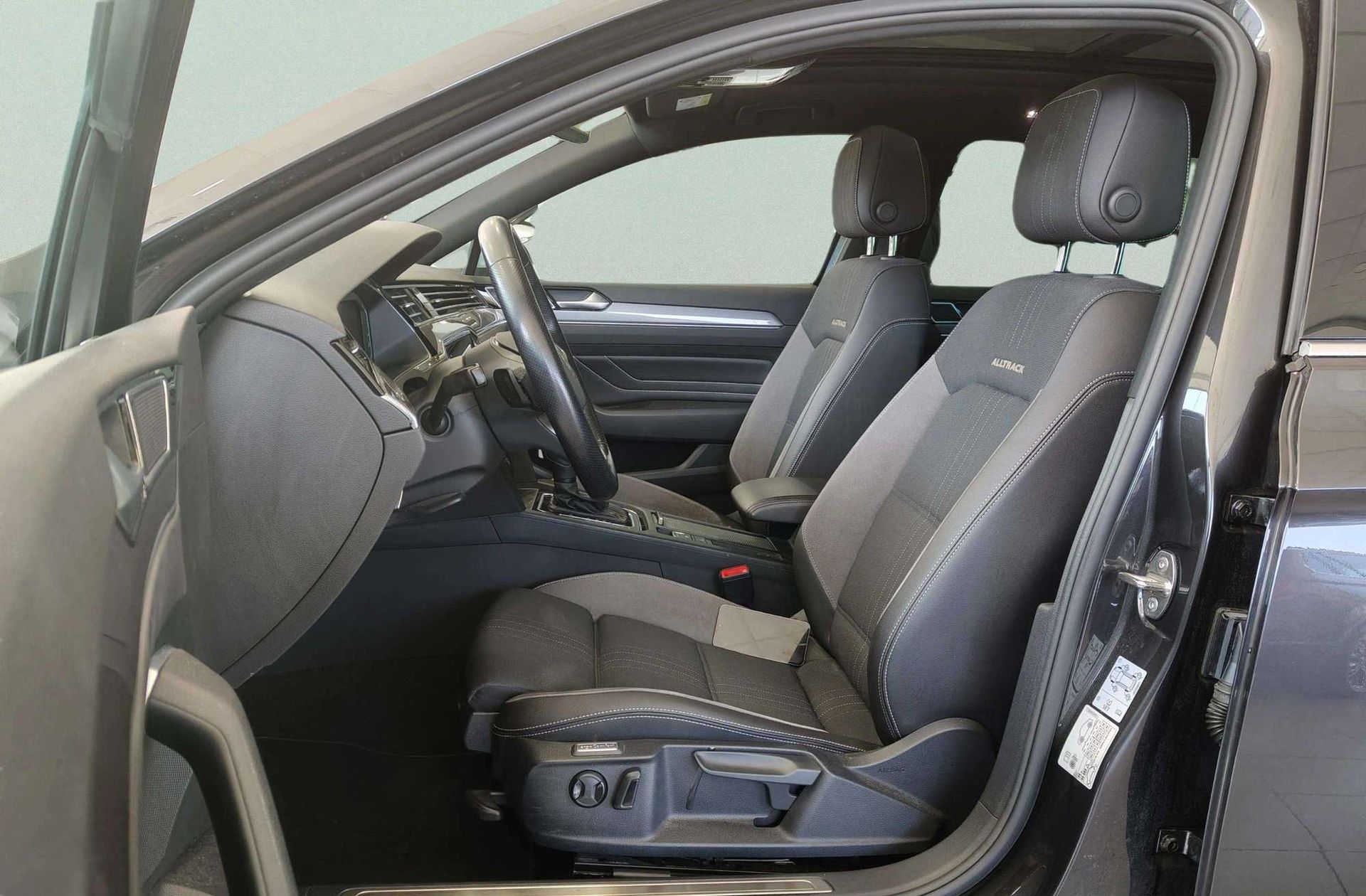 Volkswagen Passat Alltrack 2.0 TDI 4Motion DSG - foto 13