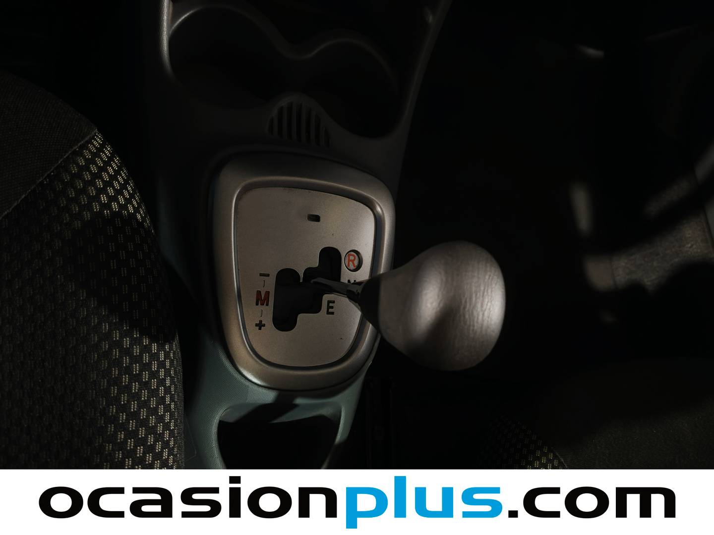 Extras y acabados del Toyota Aygo Toyota Aygo 1.0 VVT-i Blue (68 CV)