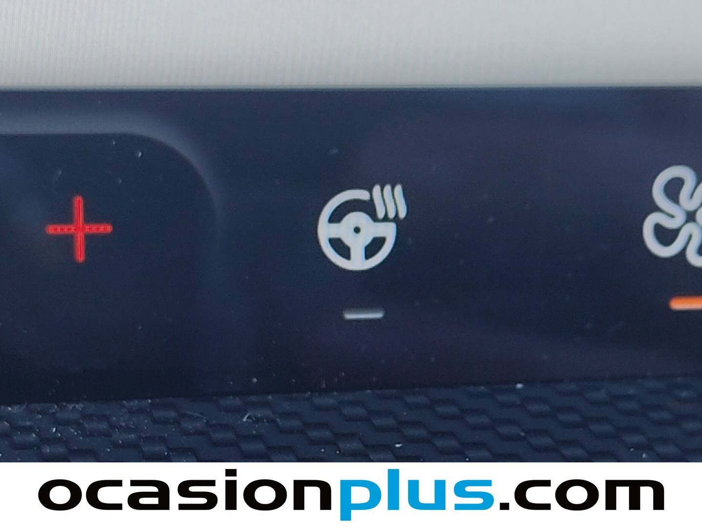 Extras y acabados del Ford Focus Ford Focus 1.0 Ecoboost MHEV ST-Line Auto (155 CV)