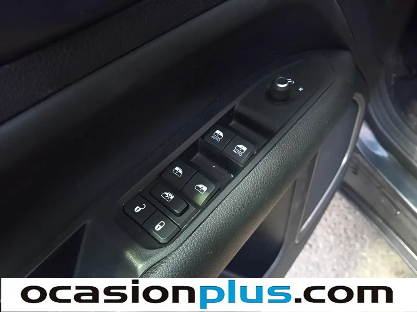 Foto Jeep Compass Jeep Compass 1.5 MHEV Night Eagle DCT (130 CV)