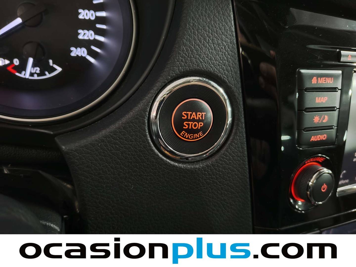 Foto Nissan QASHQAI Nissan Qashqai N-Connecta 4x2 DCT (160 CV)