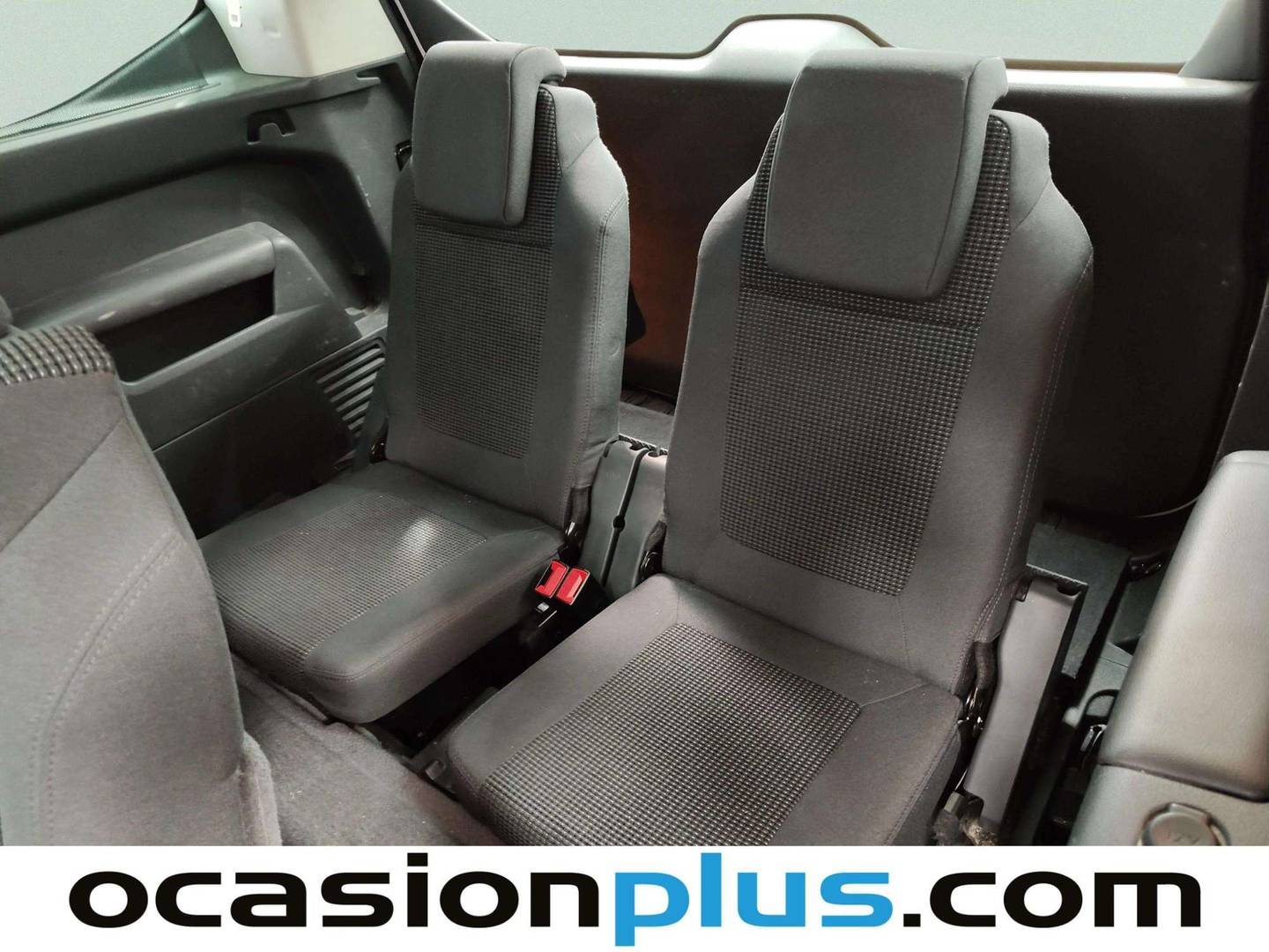 Equipamiento del Peugeot 5008 Peugeot 5008 1.6 BlueHDi Allure EAT6 (120 CV) 7 Plazas
