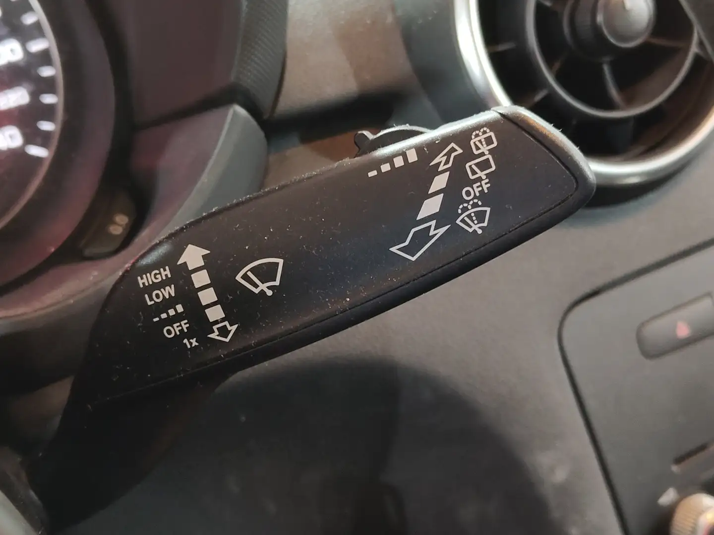 Foto Audi A1 Audi A1 Attraction 1.6 TDI (90 CV) S tronic