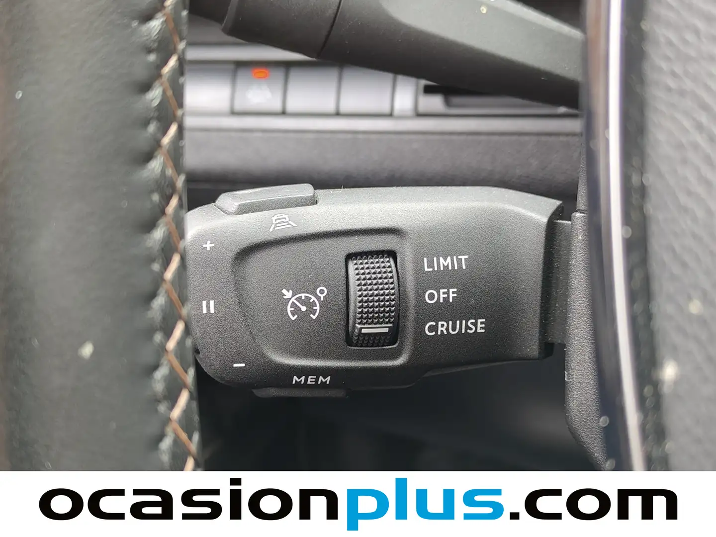 Foto Peugeot 3008 Peugeot 3008 PureTech 130 S&S GT (130 CV)