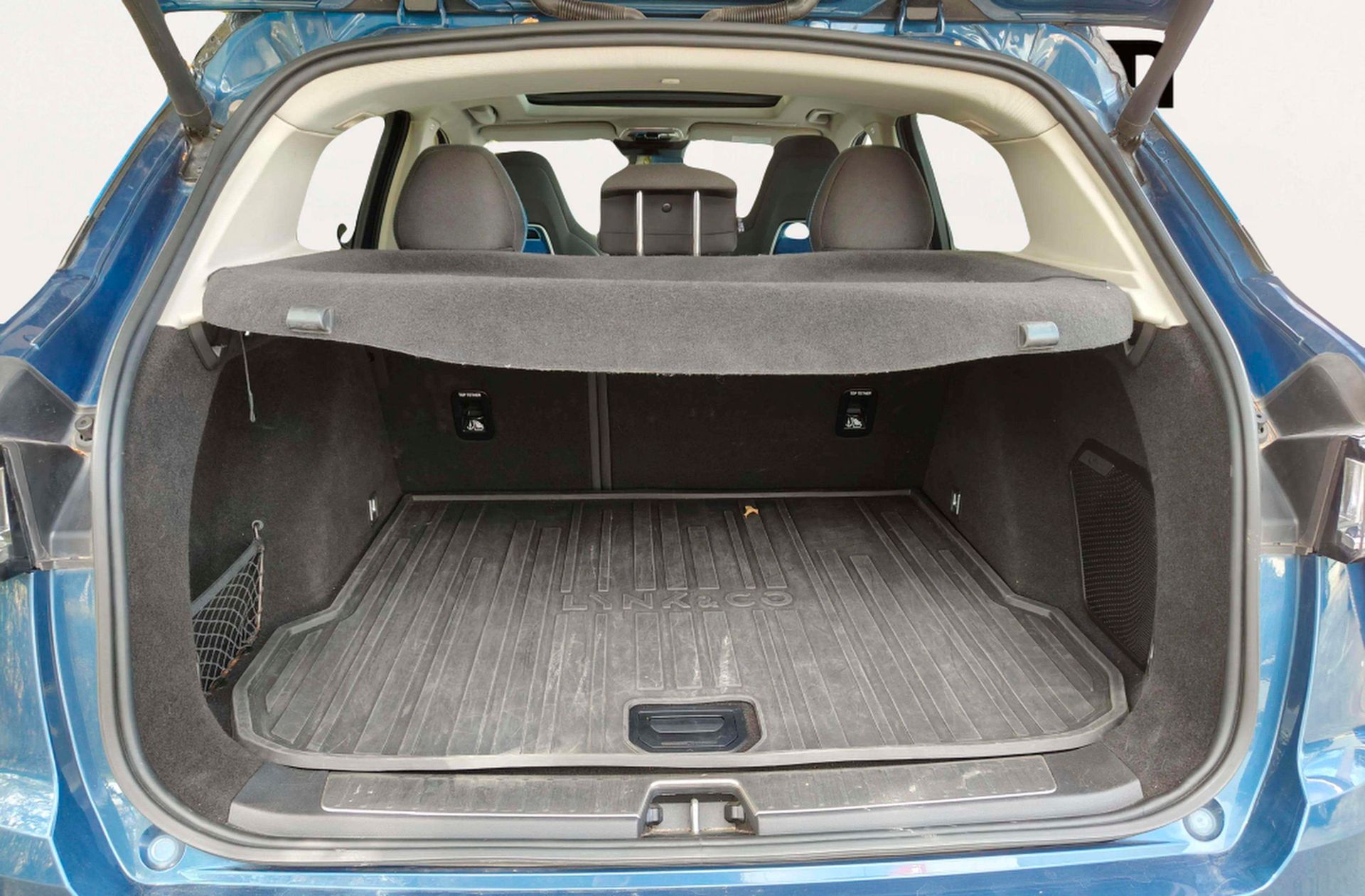 Lynk & Co 01 1.5 PHEV - foto 19
