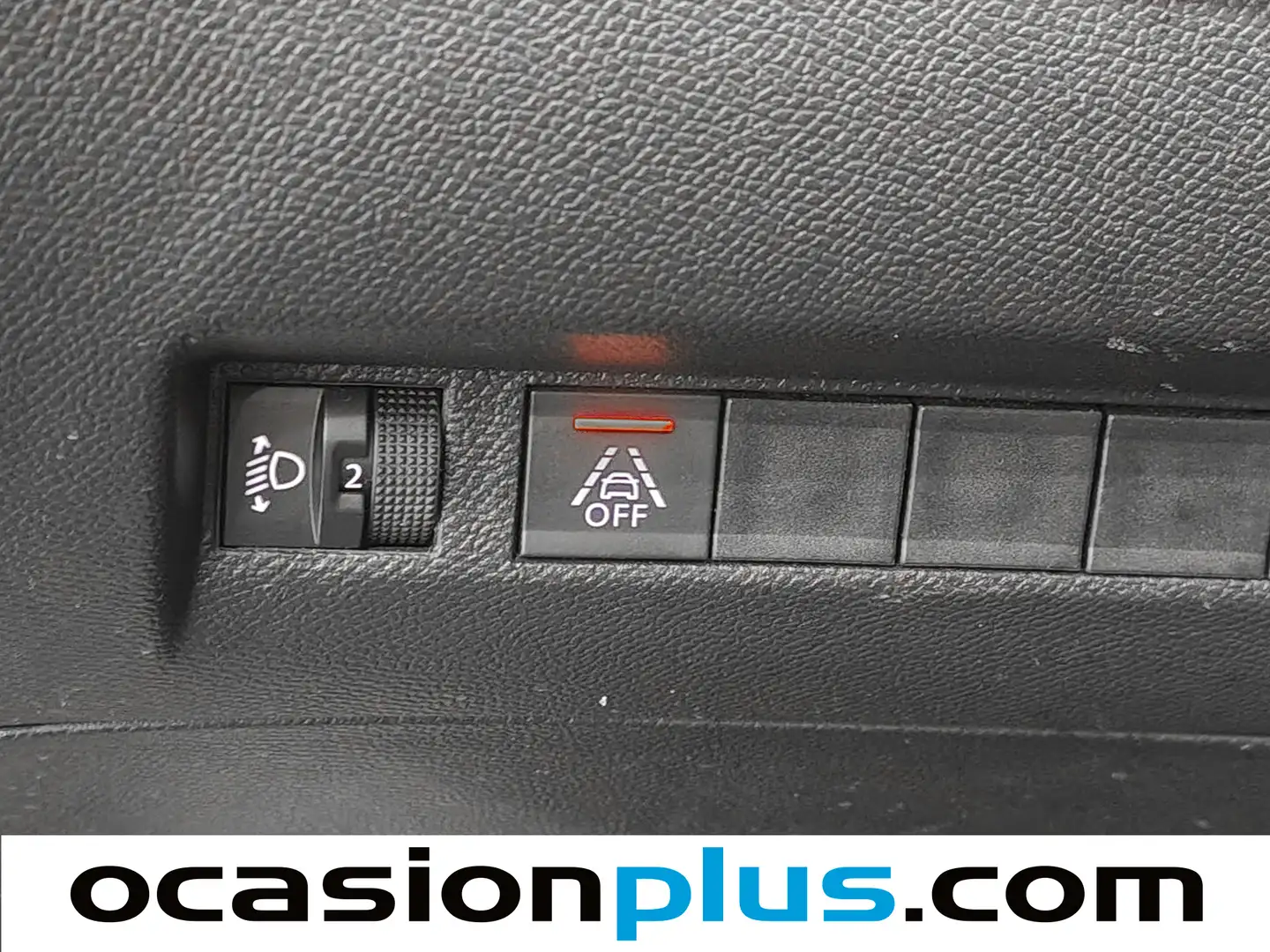 Foto Peugeot 2008 Peugeot 2008 PureTech 100 S&S Allure (100 CV)