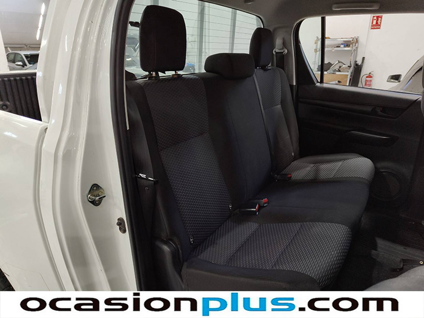 Toyota Hilux Toyota Hilux 2.4 D-4D Doble Cabina GX (150 CV) al mejor precio