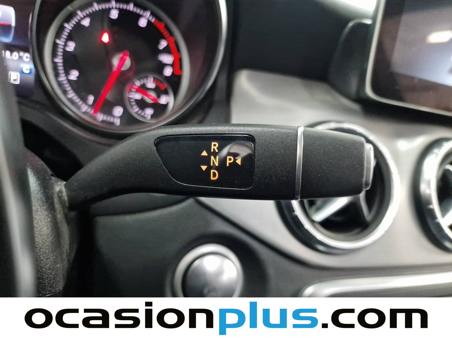 Foto Mercedes CLA Mercedes-Benz CLA 180 (122 CV) Pack AMG