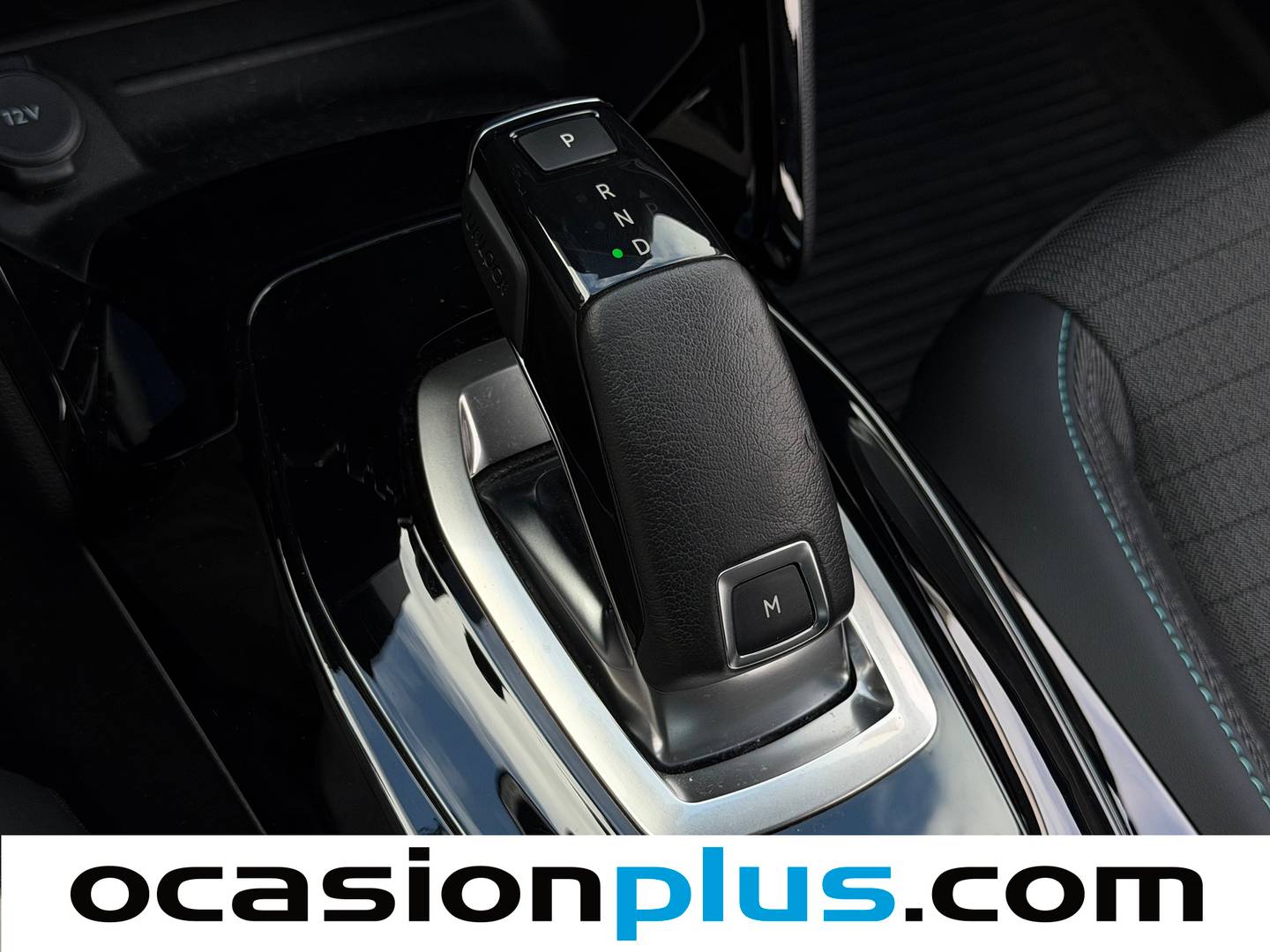 Foto Peugeot 208 Peugeot 208 PureTech 100 Allure Pack EAT8 75 kW (100 CV)