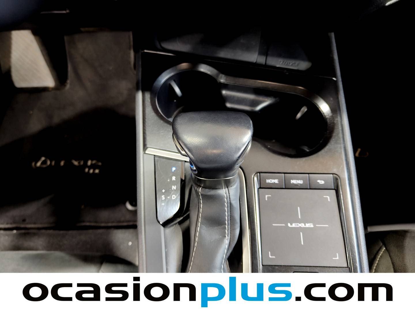 Foto Lexus UX Lexus UX 250h Business 2WD (184 CV)