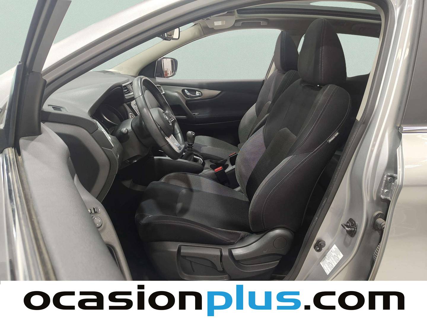 Foto asientos delanteros Nissan QASHQAI Nissan Qashqai DIG-T 115 N-Connecta (115 CV)