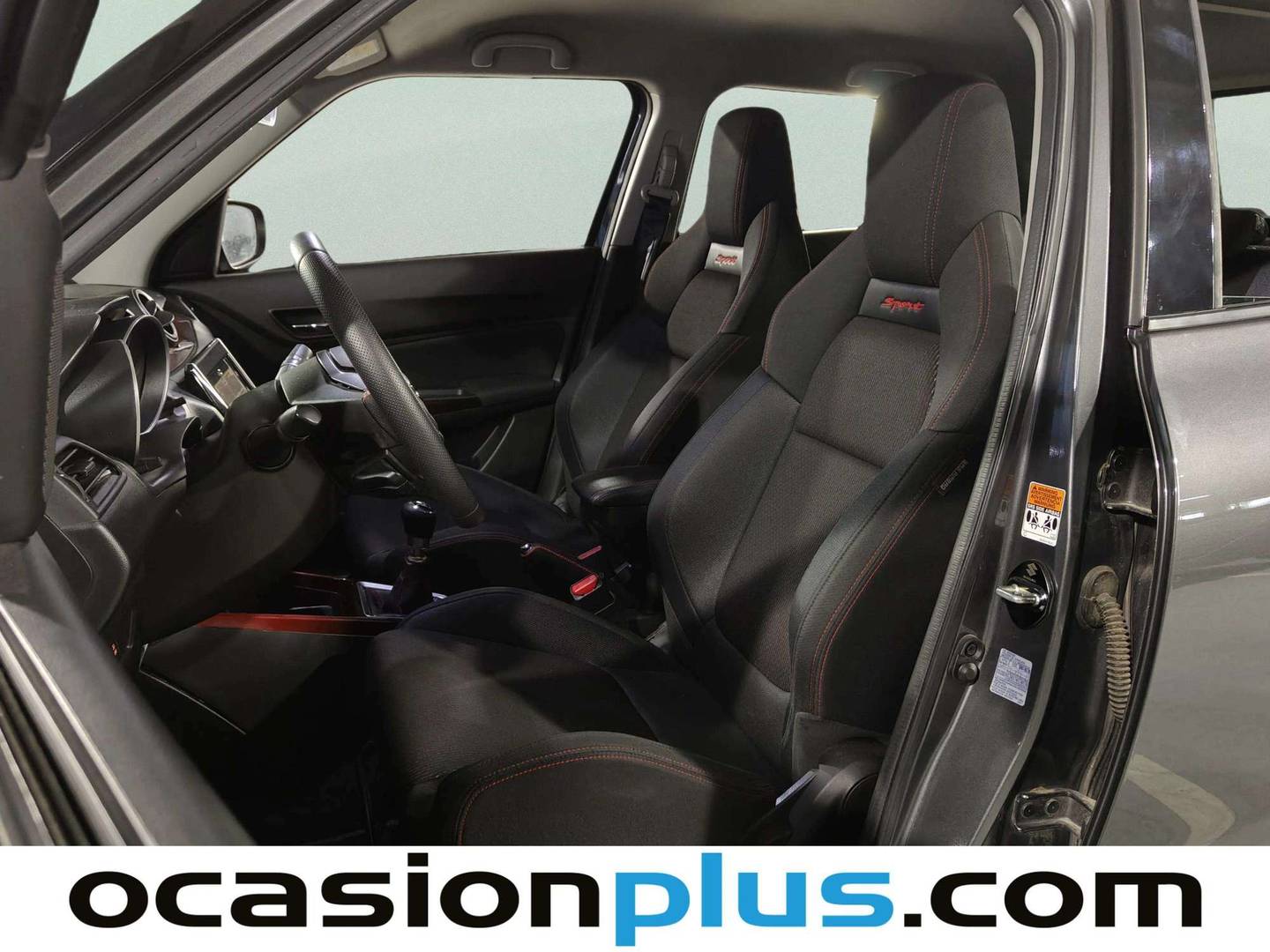 Foto asientos delanteros Suzuki Swift Suzuki Swift 1.4T Sport (140 CV)