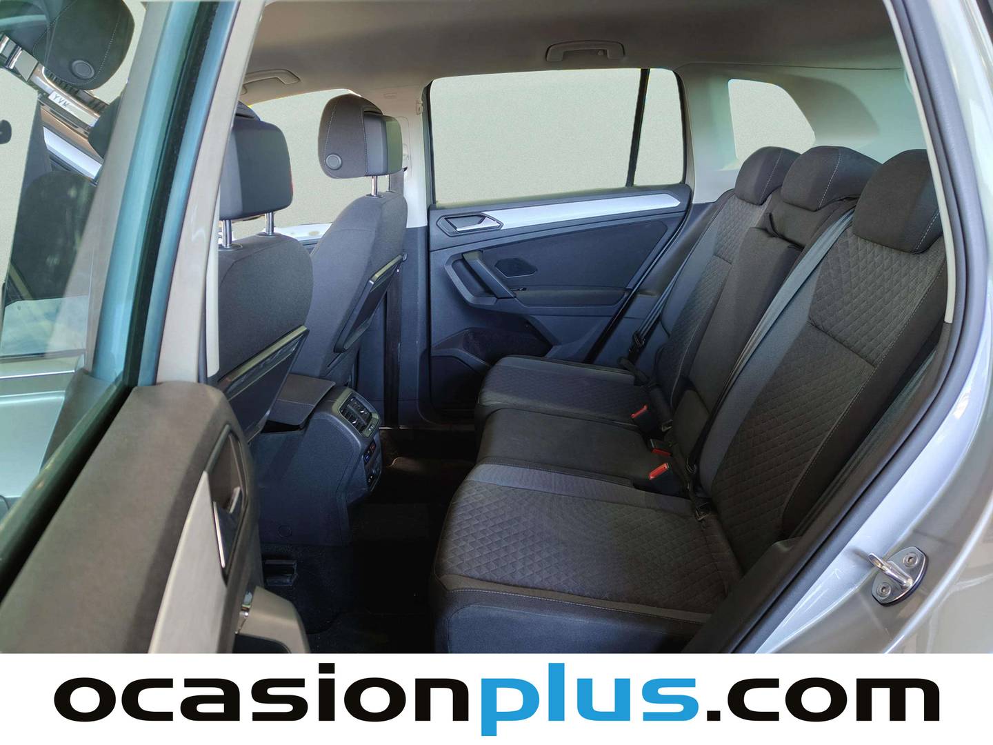 Foto Volkswagen Tiguan Volkswagen Tiguan Advance 1.5 TSI (150 CV) DSG Pack R-Line