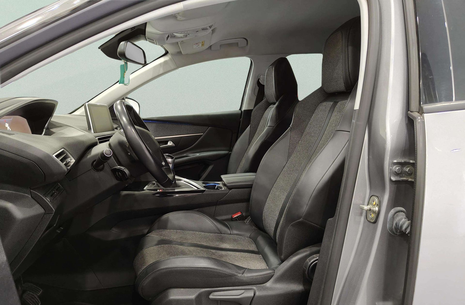 Peugeot 3008 PureTech 130 Allure - foto 12