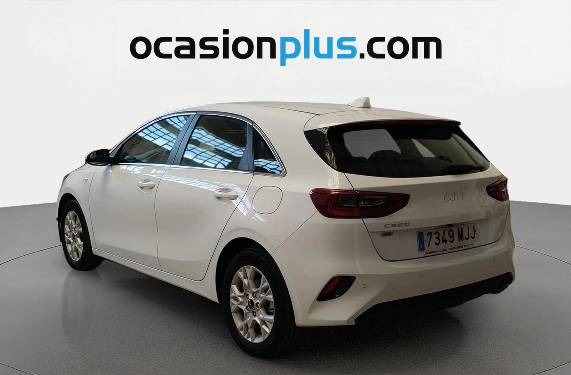 Kia Ceed 1.6 MHEV iMT Drive - foto 3