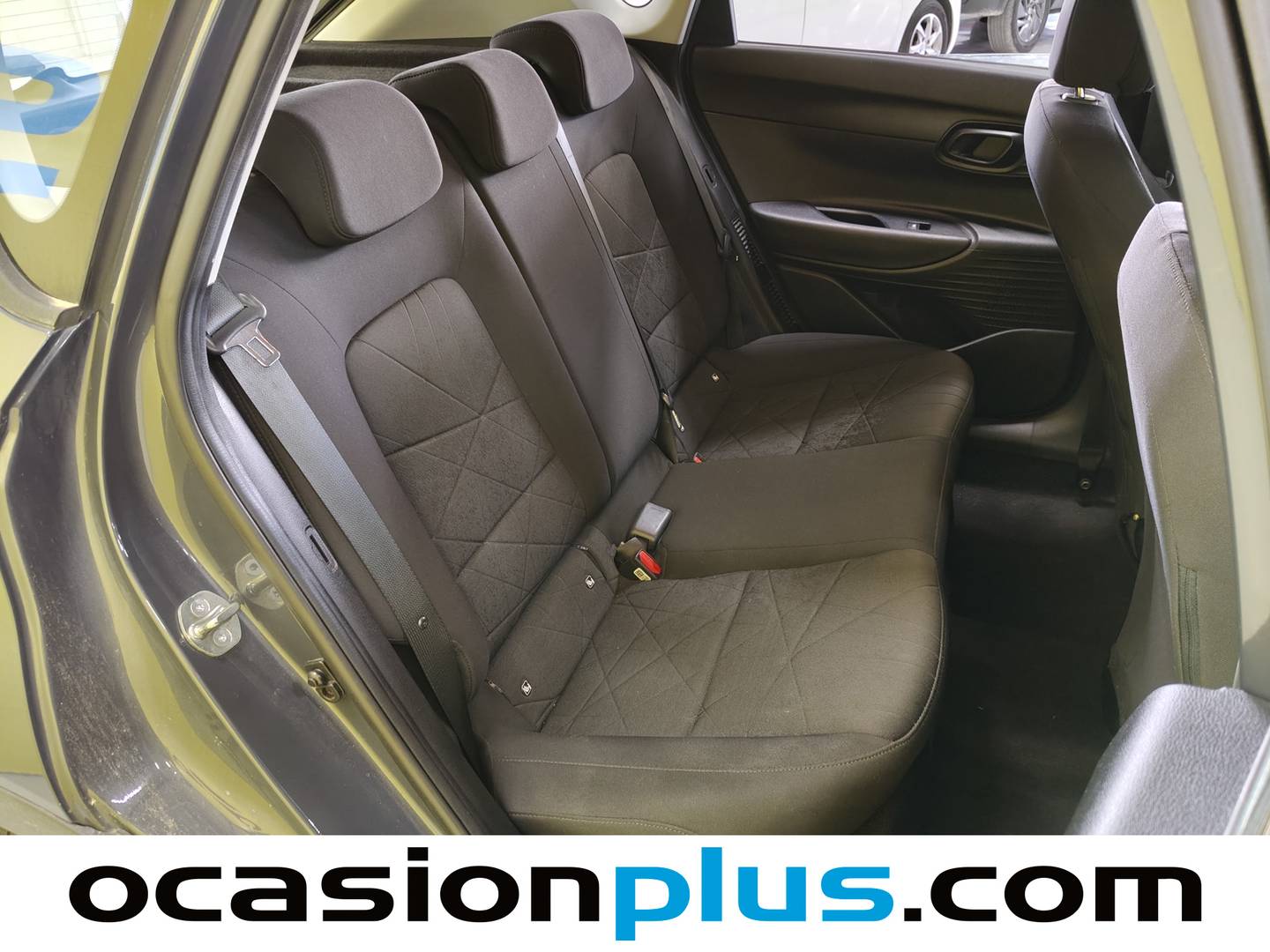 Foto asientos traseros Hyundai Bayon Hyundai Bayon 1.0 TGDI 48V Maxx (100 CV)