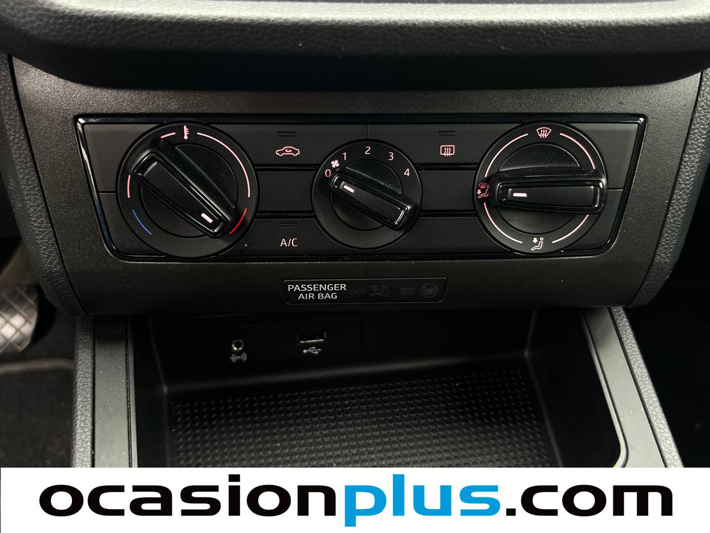 Paquetes del Seat Ibiza SEAT Ibiza 1.0 EcoTSI Reference Plus (95 CV)