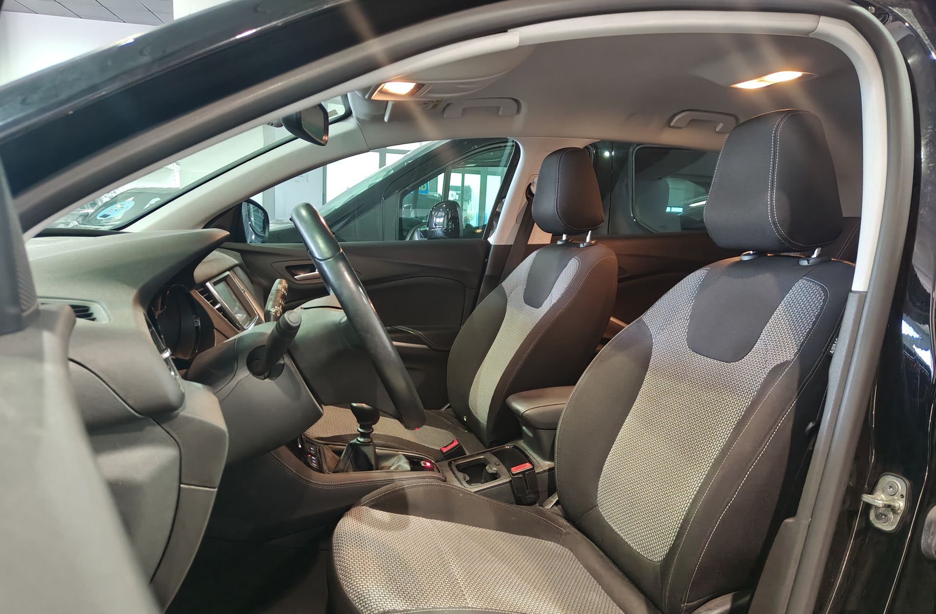 Opel Grandland 1.2 Turbo Selective - foto 10