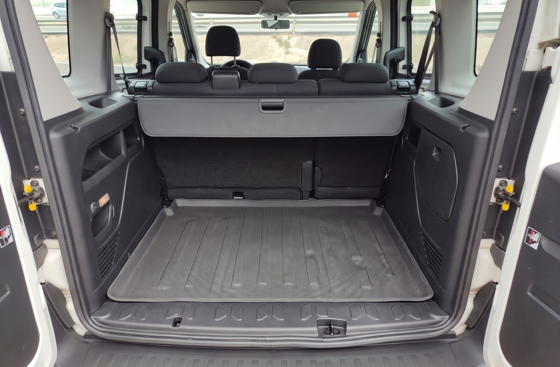 Opel Combo Tour 1.3 CDTI Expression L1H1 - foto 12