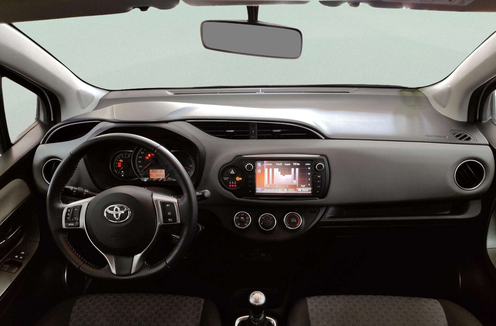 Toyota Yaris 100 Active - foto 6