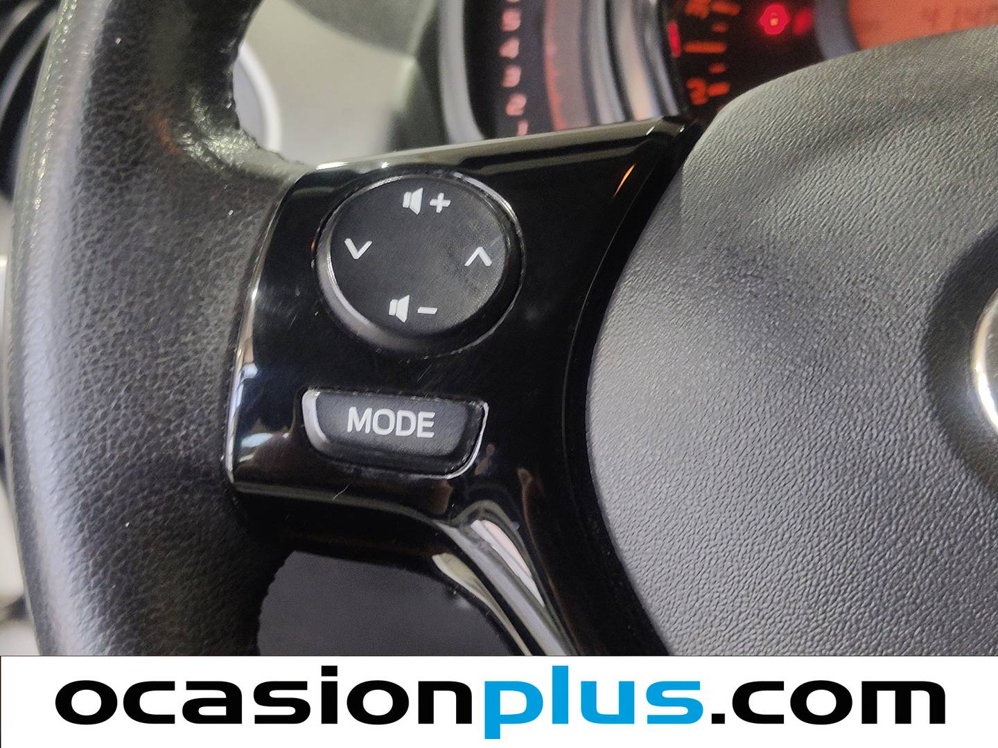 Equipamiento del Toyota Aygo Toyota Aygo 1.0 70 x-play (69 CV)