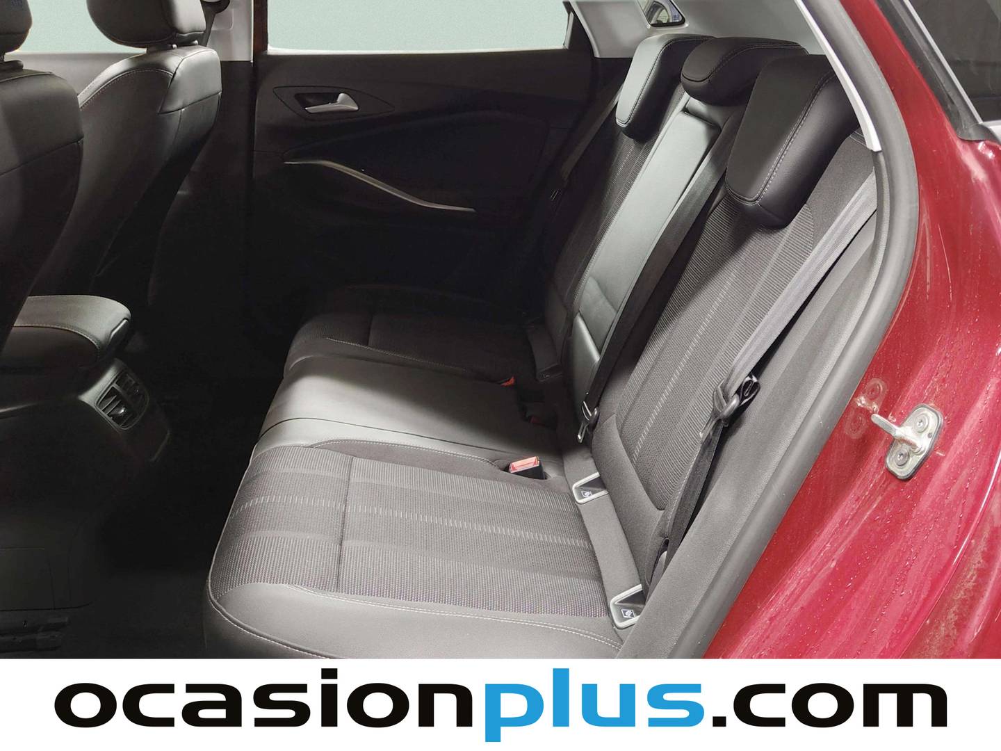Foto asientos traseros Opel Grandland Opel Grandland 1.2 Turbo XHT S&S GS (130 CV)