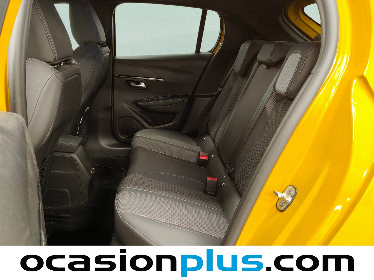 Foto asientos traseros Peugeot 208 Peugeot 208 PureTech 100 GT (100 CV)