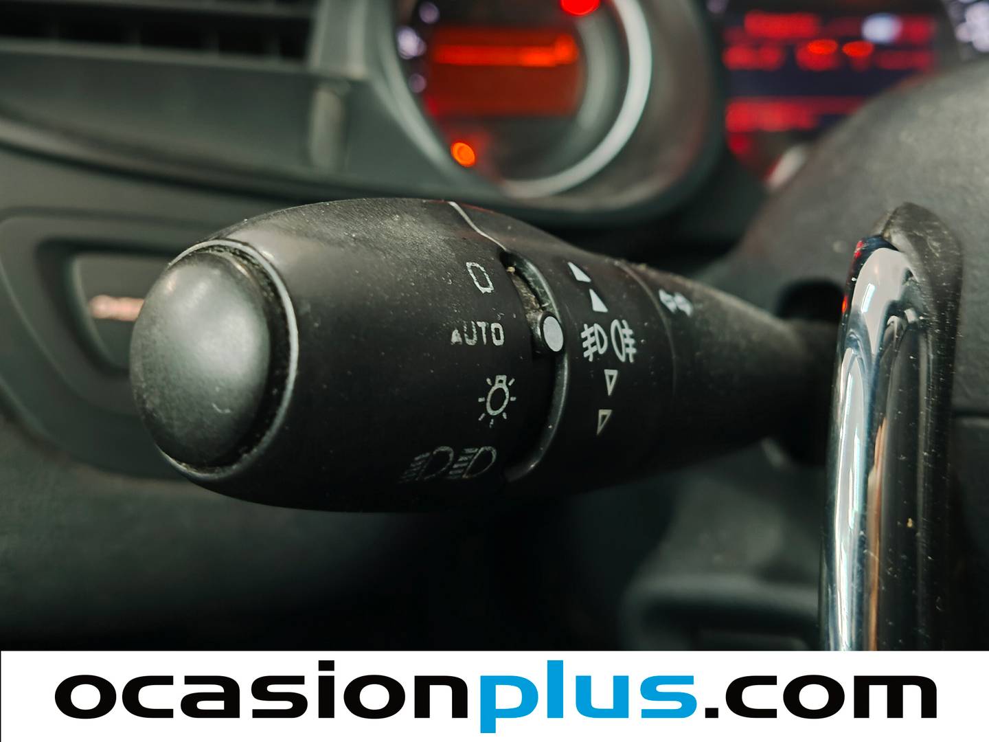 Extras y acabados del Citroën C5 Citroën C5 Tourer 1.6 HDI Seduction (114 CV)