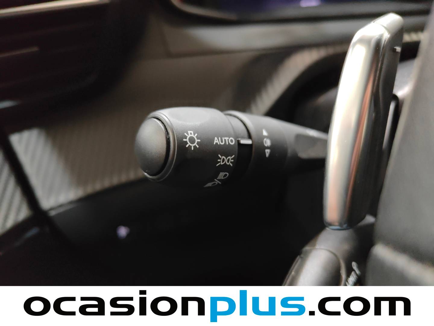 Peugeot 2008 Peugeot 2008 Allure Hybrid eDCS6 (145 CV) de ocasión