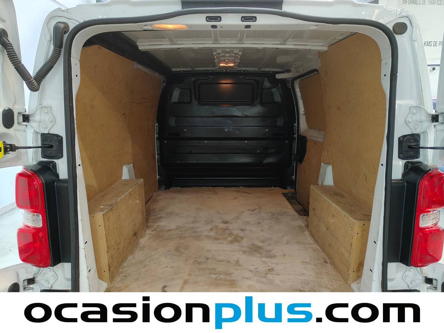 Foto asientos traseros Opel Vivaro Opel Vivaro 1.5 Diesel M Standart (102 CV)