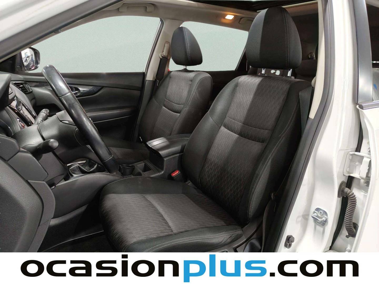 Foto asientos delanteros Nissan X-TRAIL Nissan X-Trail dCi 130 N-Connecta (130 CV) 7 Plazas