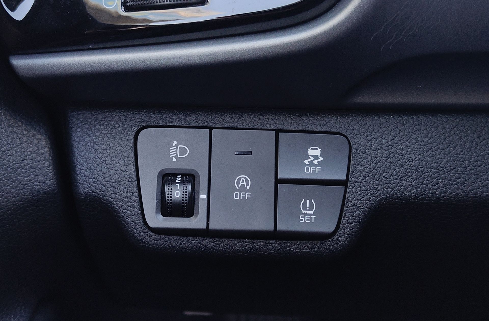 Kia Stonic 1.0 T-GDi MHEV Drive - foto 23