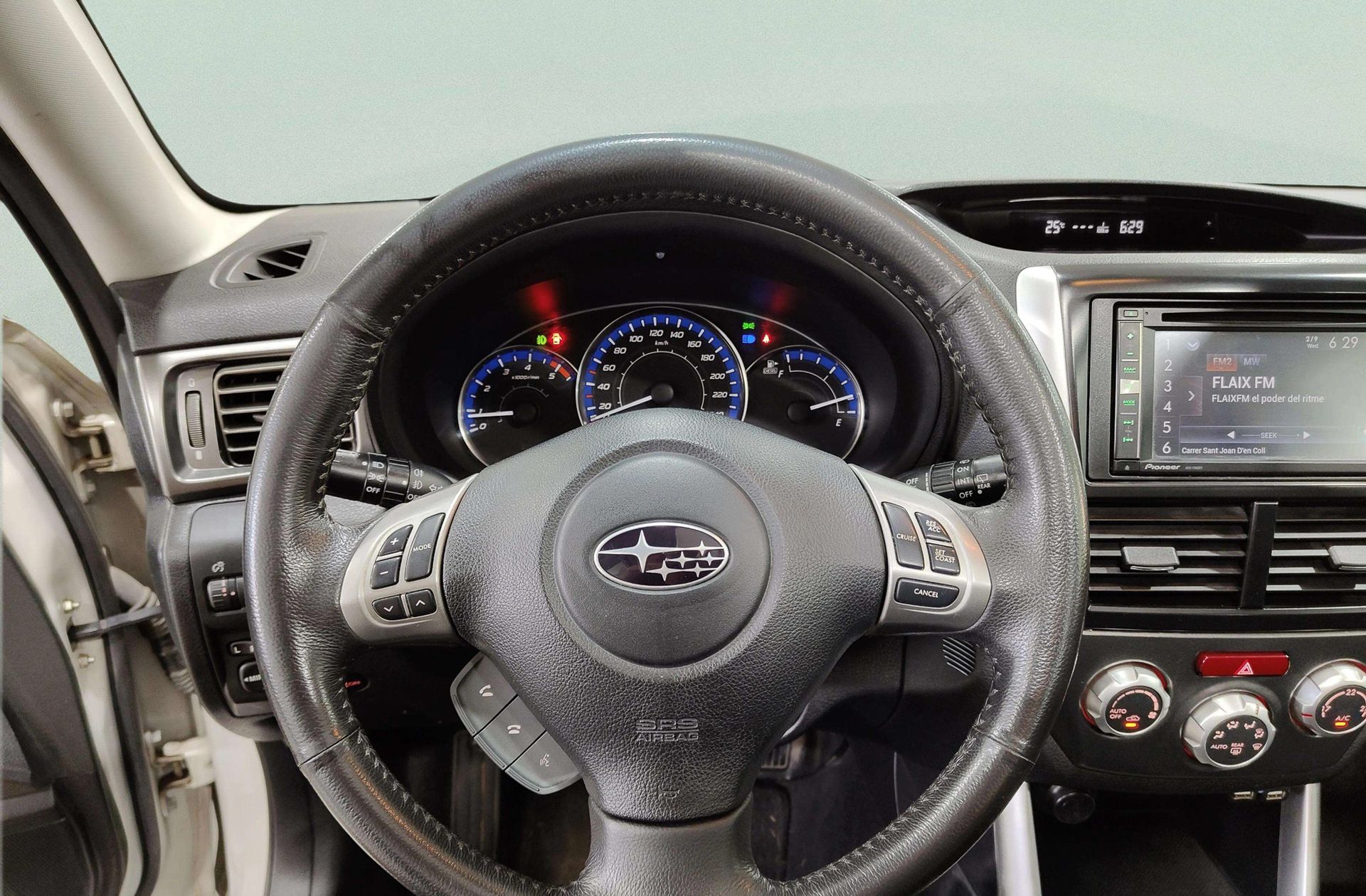 Subaru Forester 2.0 D XS Limited 4x4 - foto 21