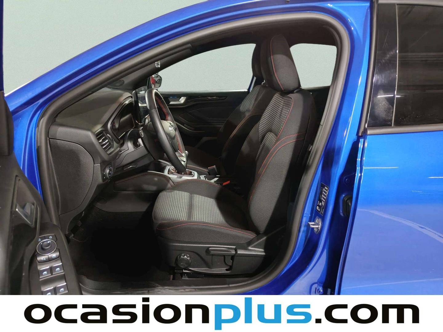 Foto asientos delanteros Ford Focus Ford Focus 1.0 Ecoboost MHEV ST-Line (125 CV)