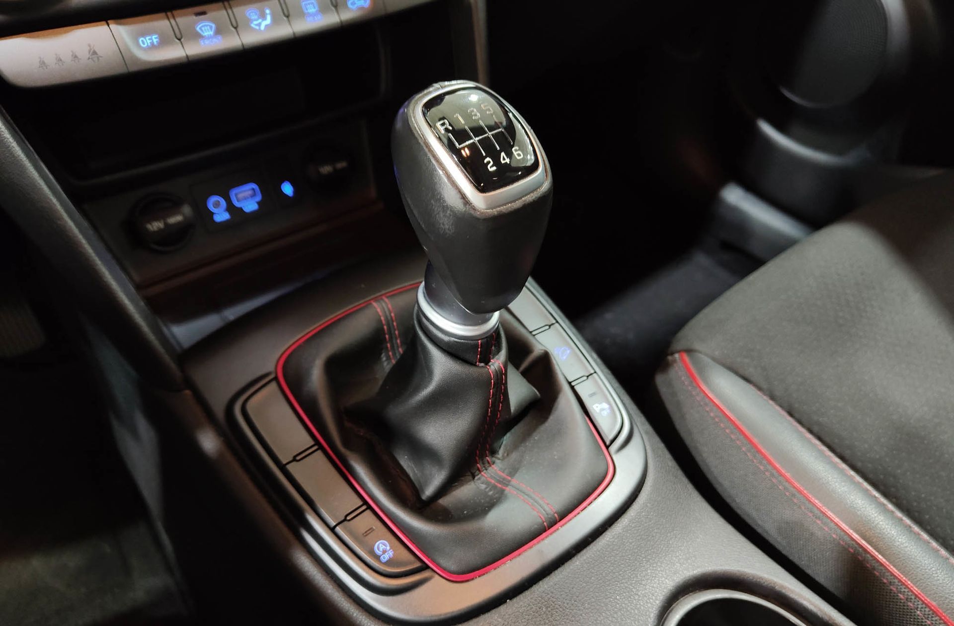 Hyundai Kona 1.0 T-GDi Tecno 4x2 AEB - foto 5
