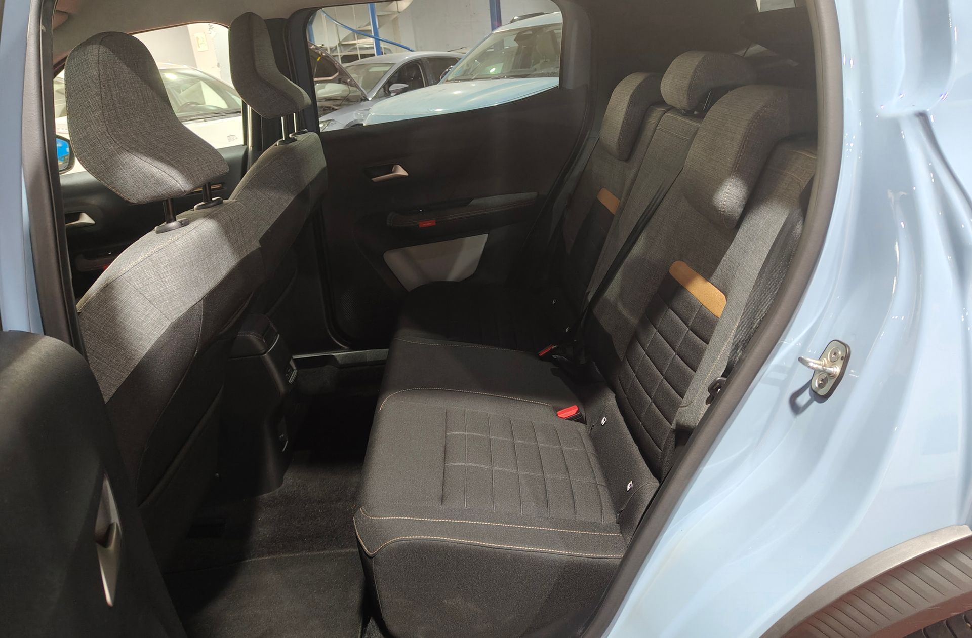 Citroën C3 Aircross Hybrid 145 Plus e-DCS6 - foto 11