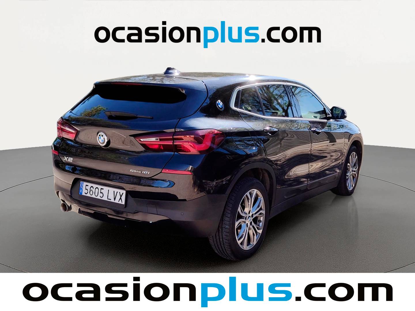 Foto trasera BMW X2 BMW X2 sDrive18i (136 CV) derecha
