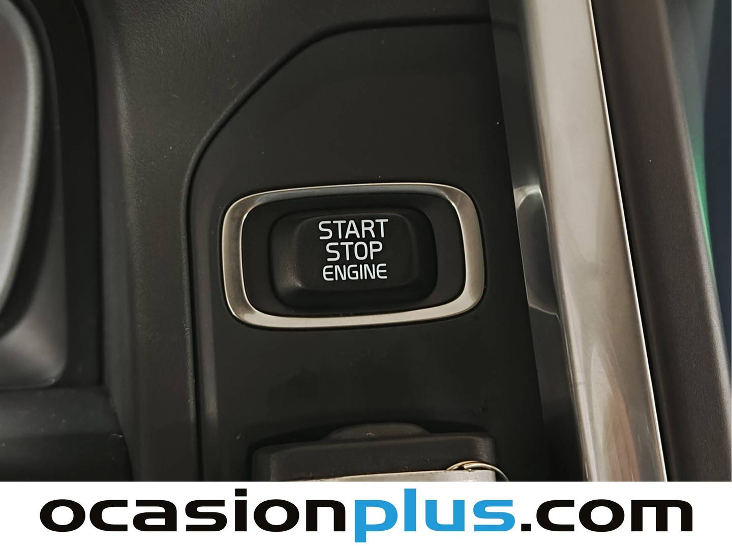 Foto Volvo XC60 Volvo XC60 D3 Kinetic Auto (136 CV)