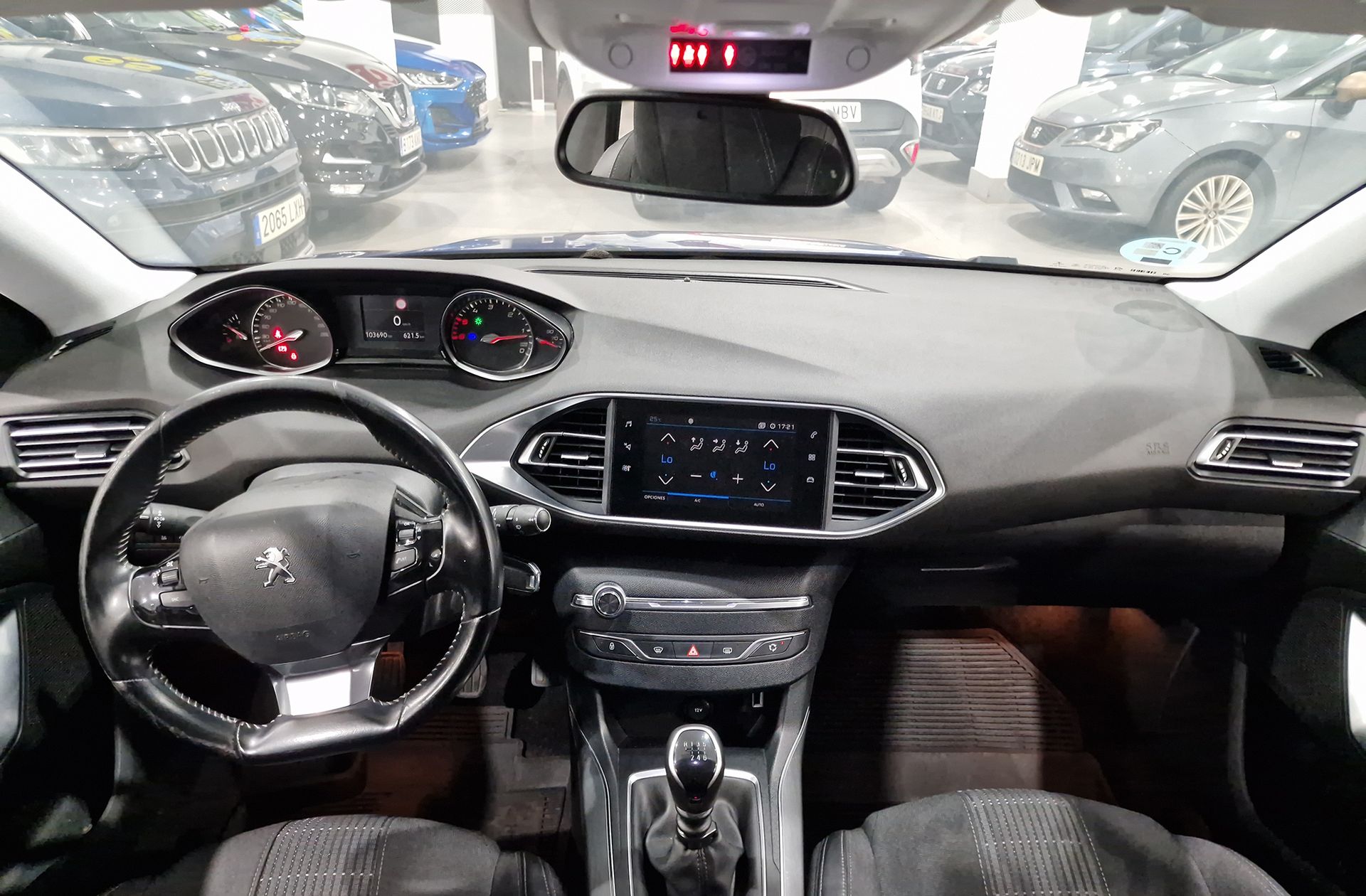 Peugeot 308 BlueHDi 130 Allure - foto 6
