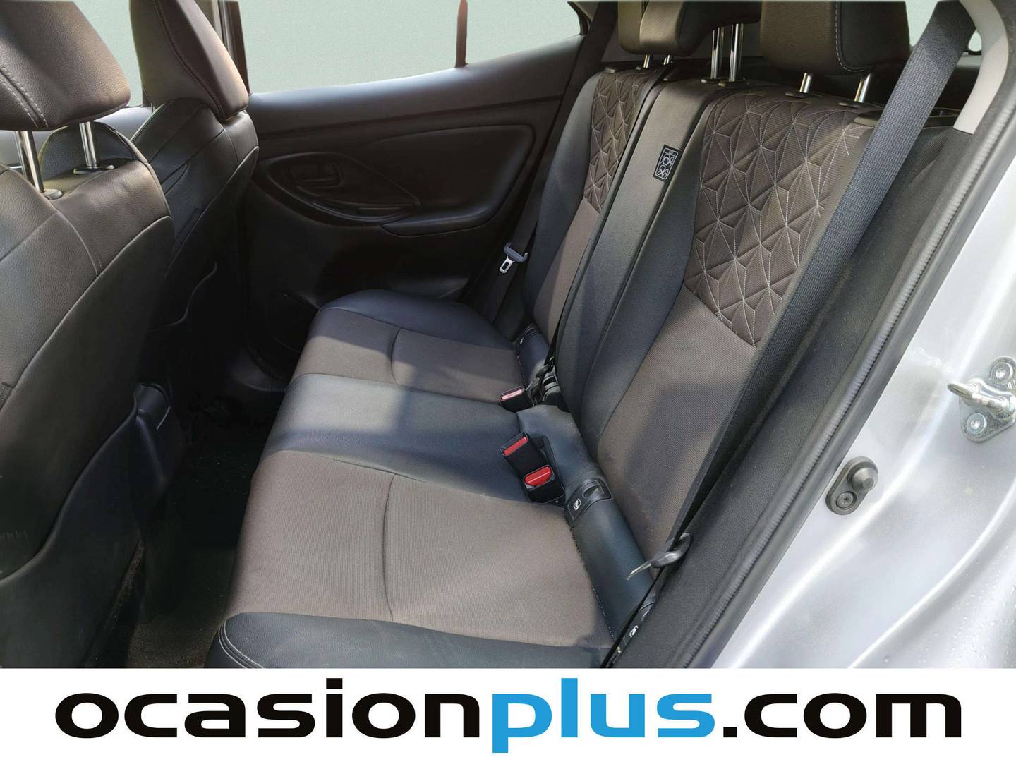 Foto asientos traseros Toyota Yaris Cross Toyota Yaris Cross 120H Style Plus (116 CV)