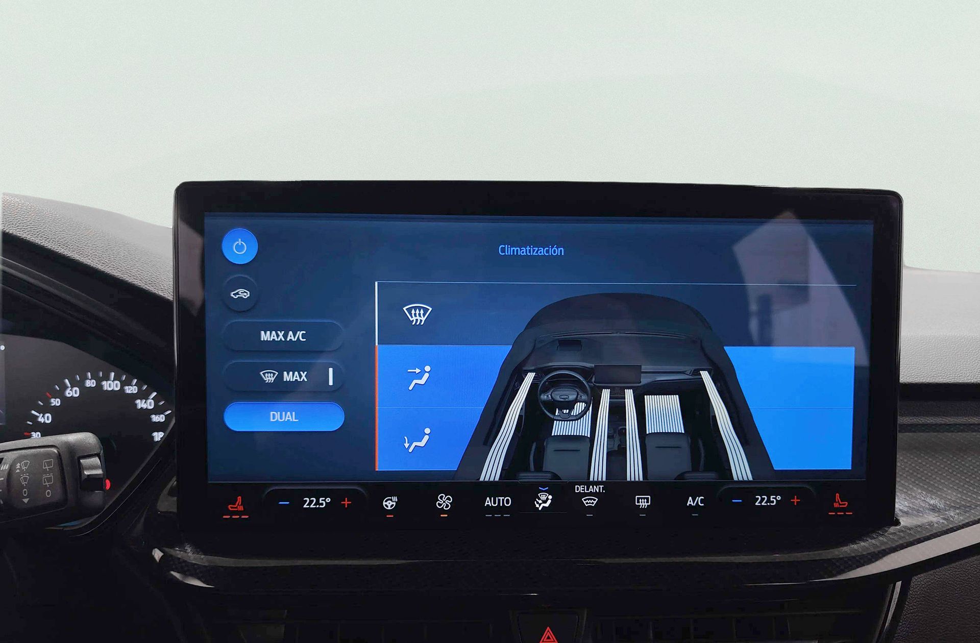 Ford Focus 1.0 EcoBoost MHEV ST-Line - foto 34
