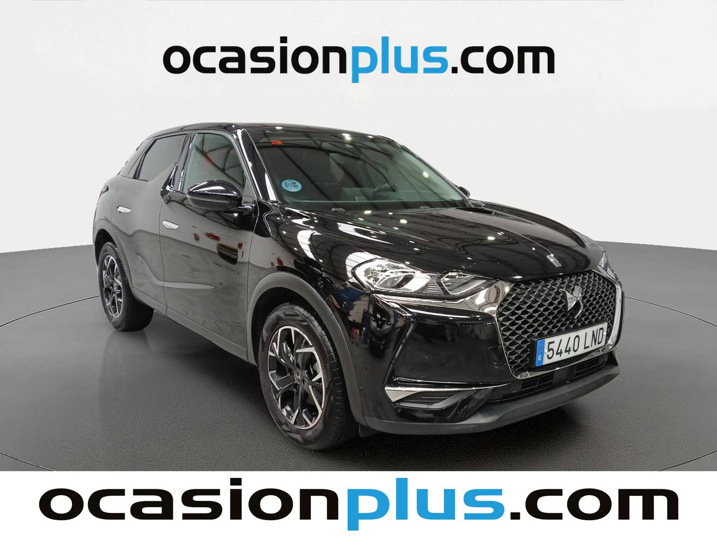 Foto delantera DS DS3 Crossback DS DS3 Crossback BlueHDi 110 So Chic (110 CV) derecha