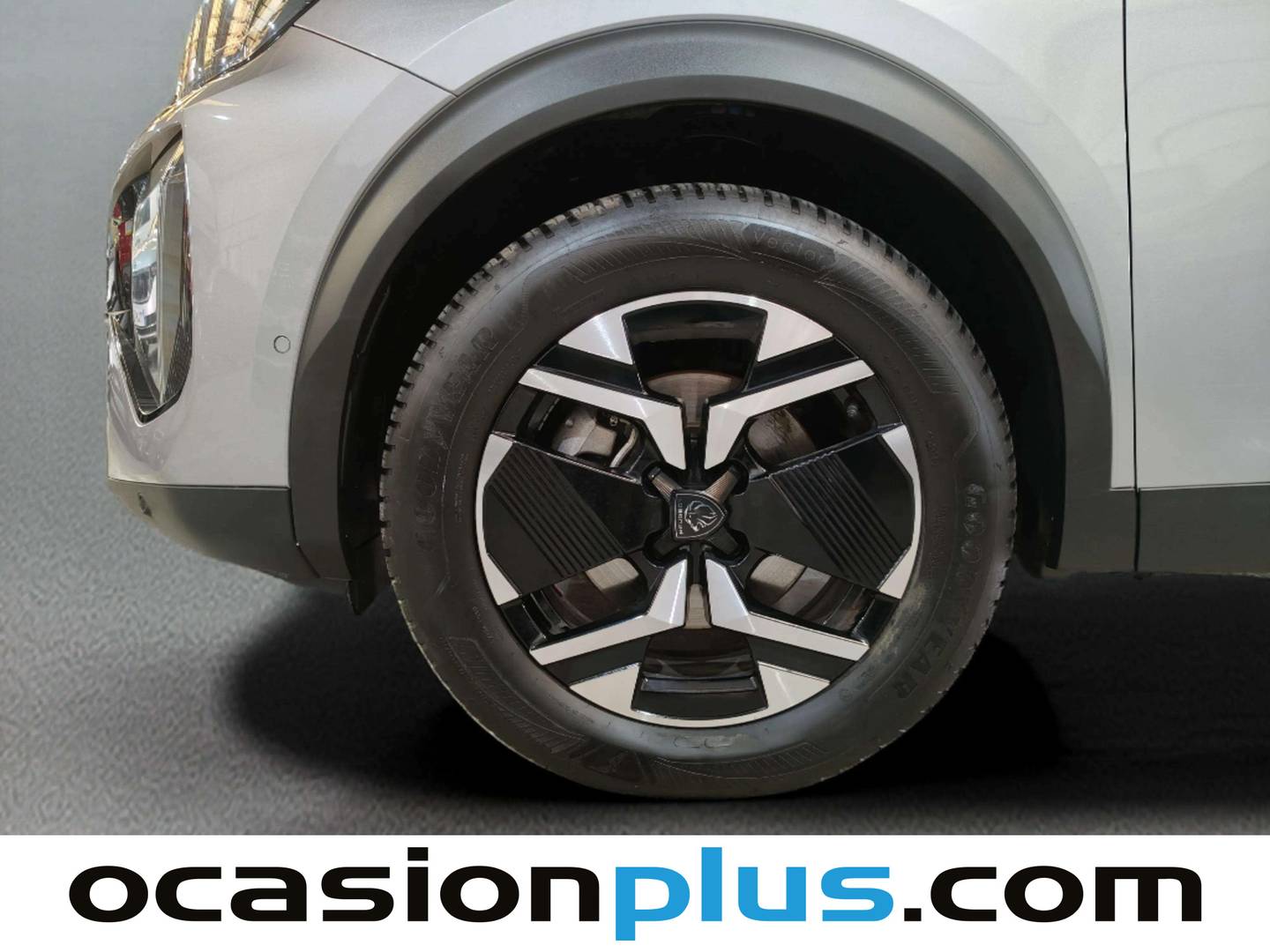 Peugeot 2008 Peugeot 2008 Allure Hybrid eDCS6 107 kW (145 CV) km 0