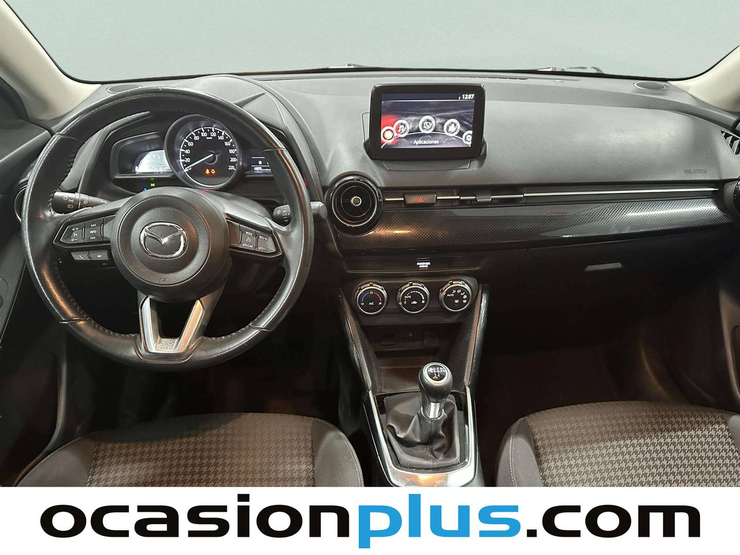 Foto Mazda Mazda2 Mazda Mazda 2 1.5 GE Black Tech Edition (90 CV)