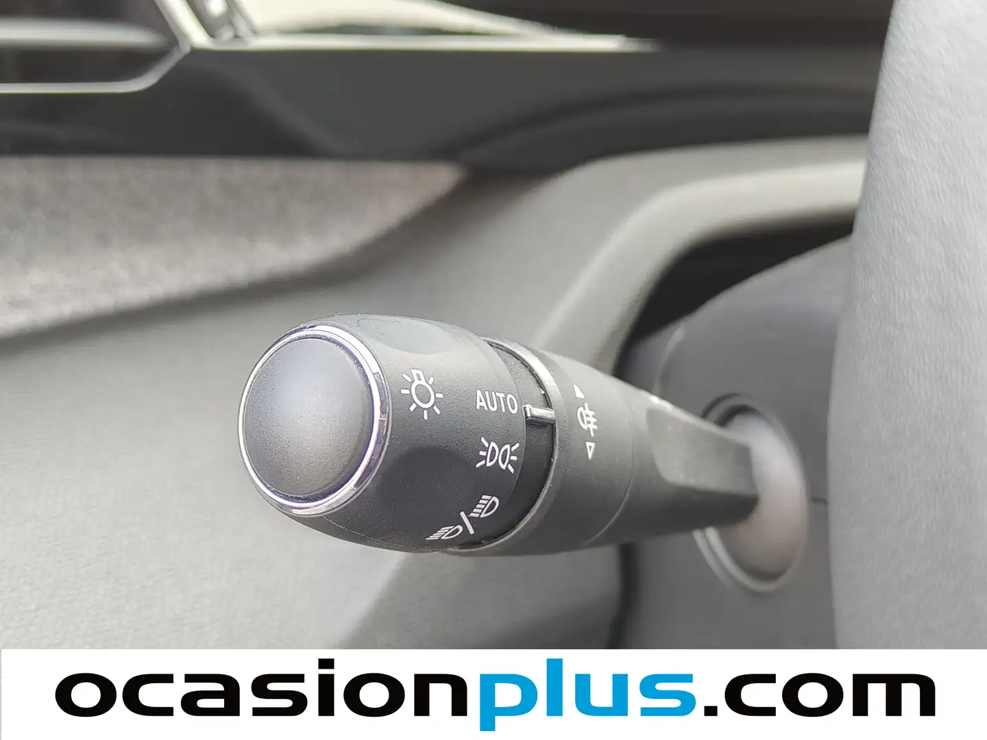 Foto Peugeot 308 Peugeot 308 Allure Hybrid eDCS6 (145 CV)